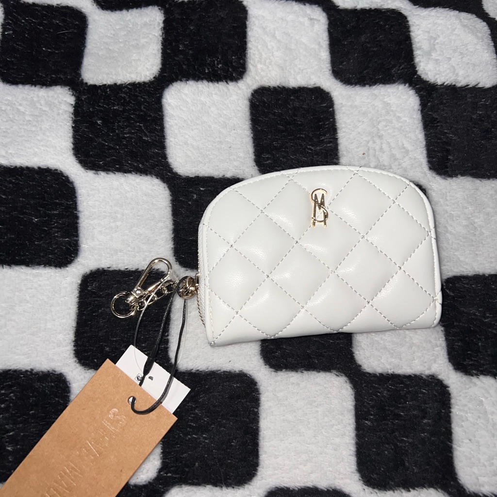 White Quilted Cardholder Wallet